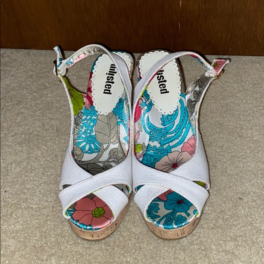 Wedge Sandals - Picture 2 of 3